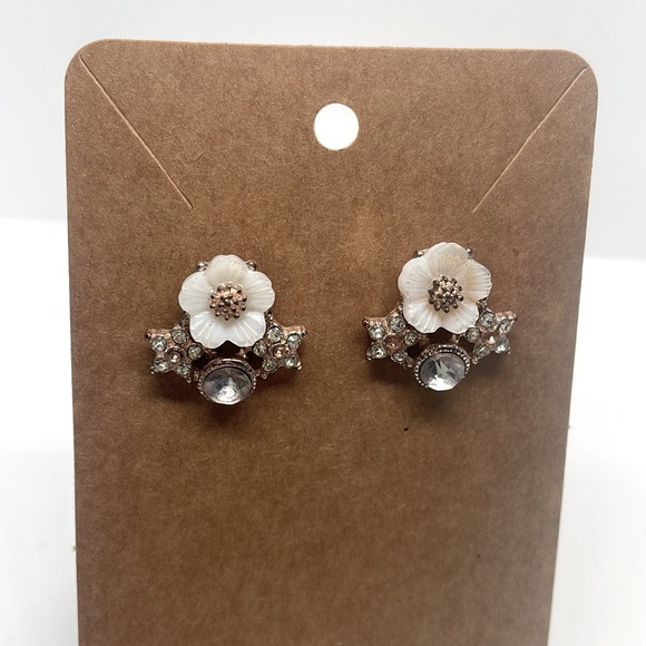 Floral gemstone earrings - Picture 1 of 2